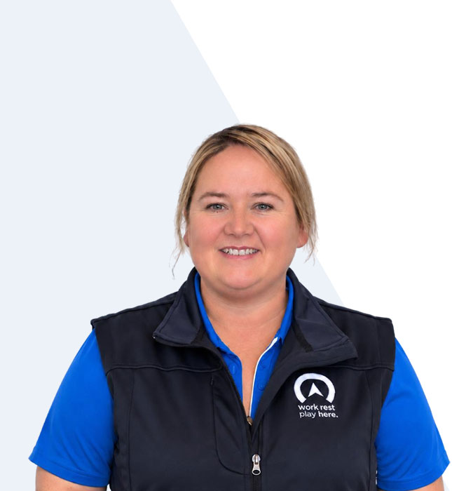 staff_images/staff-kelly